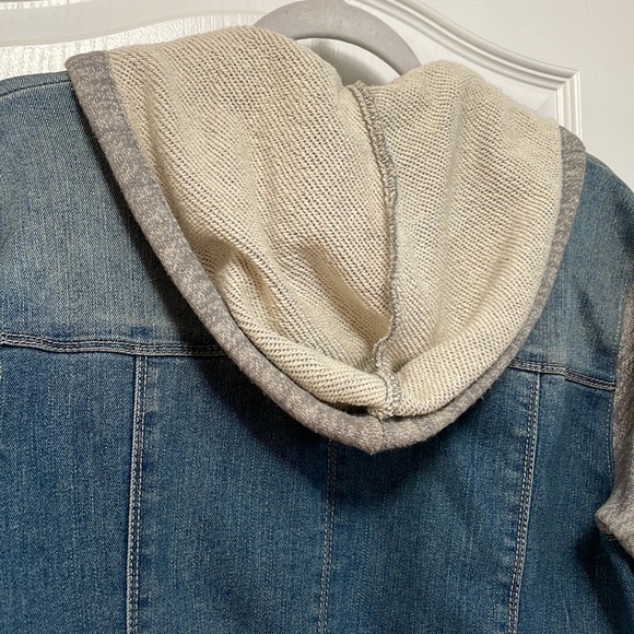 Juniors Sweater-Denim Jacket - Picture 8 of 10